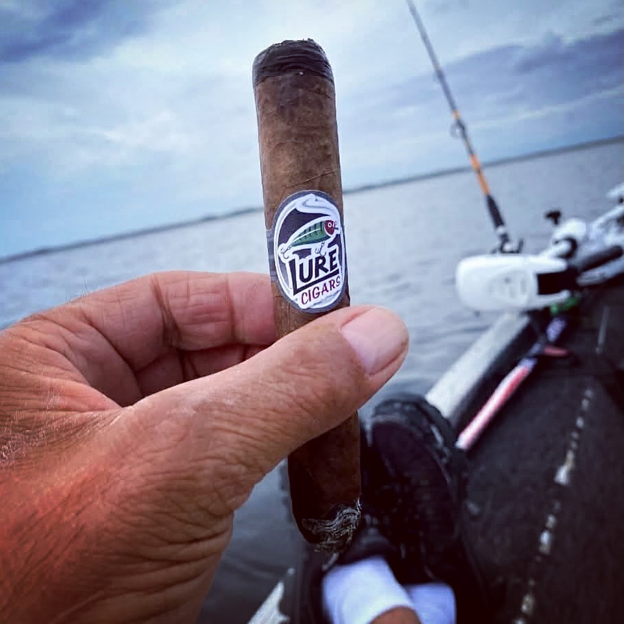 Repost: @nicktheaccountant Waiting for a bite with “The Last Cast” on the water… hope you make time to ‘Smoke Great Cigars & Tell Tall Tales!’ 
🔥🎣💨

#cigar #cigars #boutiquecigars #lurecigars #nowsmokingacigar smokelurecigars longashes BOTL SOTL valacaricigars collaboration cigarlife cigarsociety cigarculture cigaraficionado 🐇 always 
cigaroftheday cigarlifestyle cigarsofinstagram tobacco smoking nowsmoking cigartime cigarlounge cigarsmoking cigarlover cigarsmoker smokegreatcigarstelltalltales