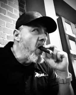 Slow down and enjoy the moment. Smoking “The Lil’ Joe” 5x52 Robusto Oscuro and sipping a Cuban coffee. A perfect pairing. ‘Smoke Great Cigars & Tell Tall Tales!’ 🔥🎣💨

#lurecigars #latabacaria #cigar #oscuro #liljoe
